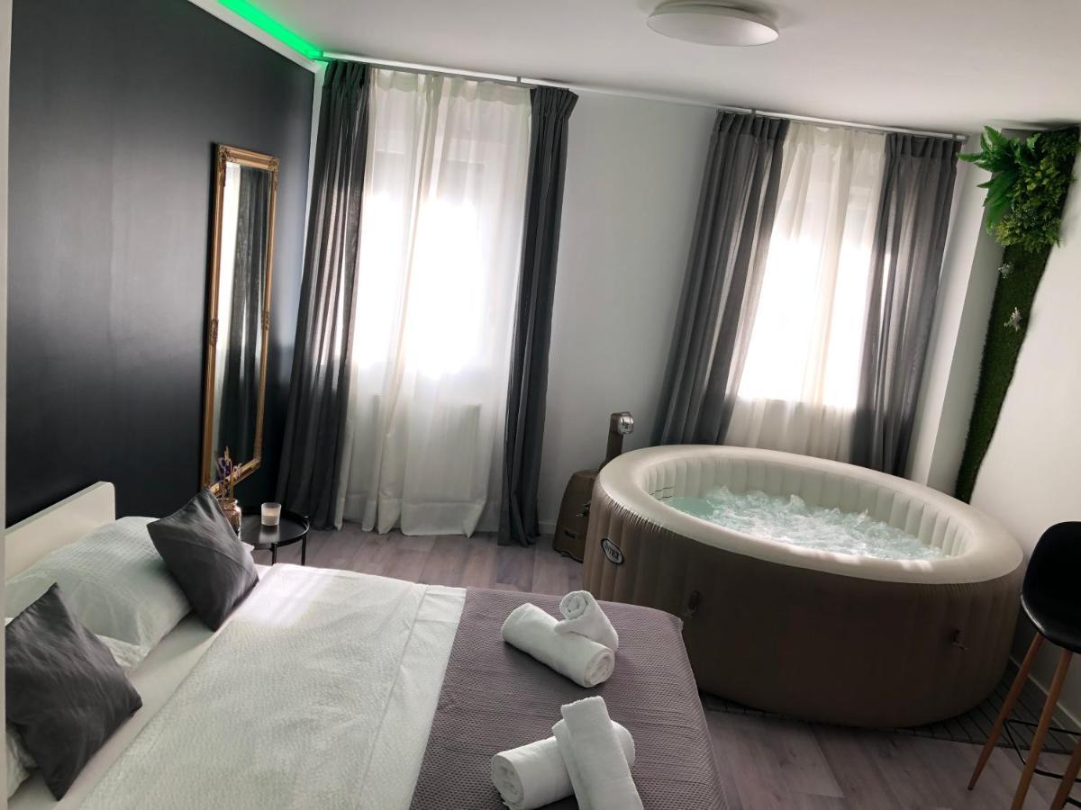 Apartment Zagreb Jacuzzi Eksteriør bilde