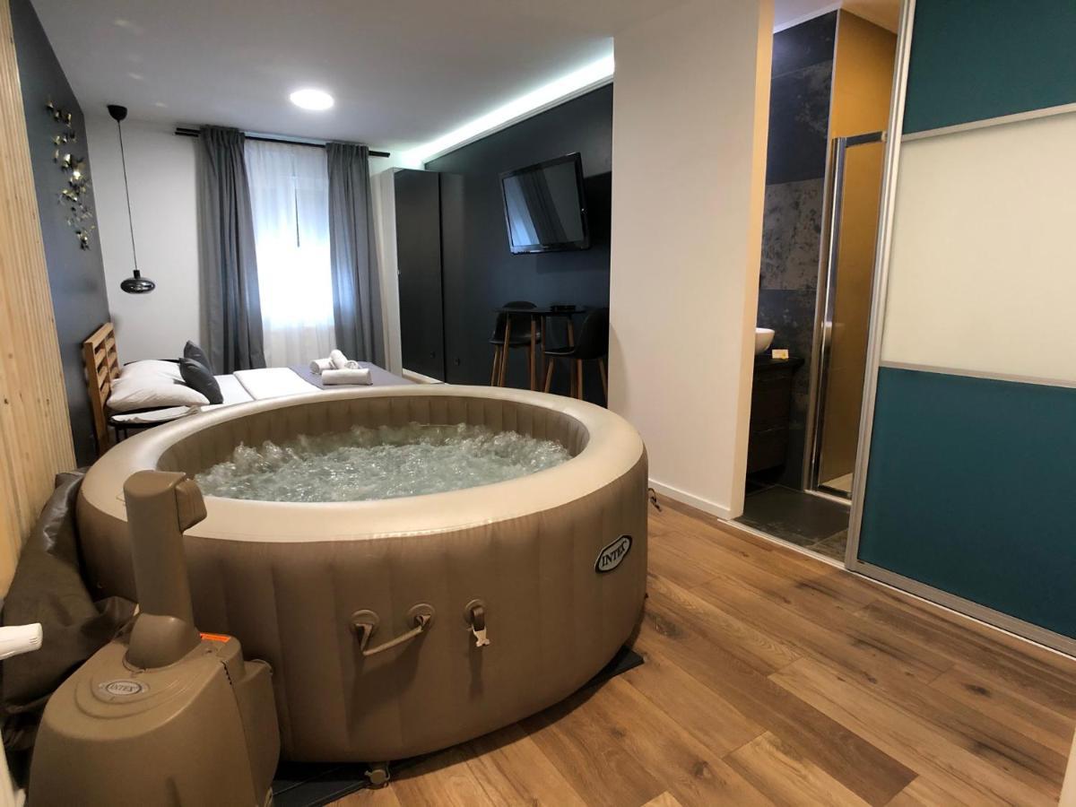 Apartment Zagreb Jacuzzi Eksteriør bilde